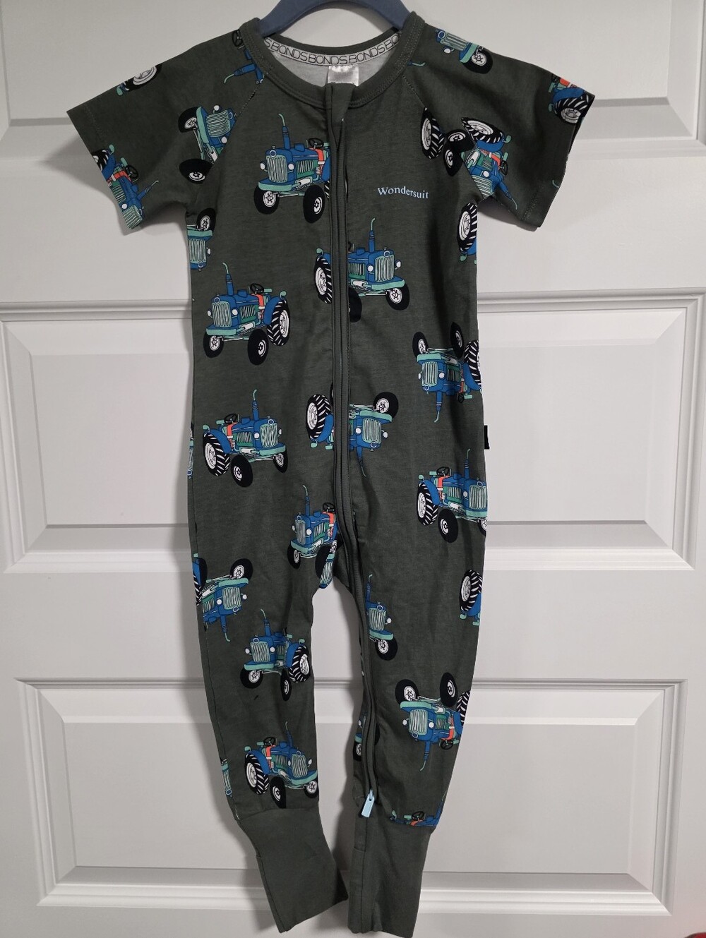 Bonds Tractor Short Sleeve Wondersuit